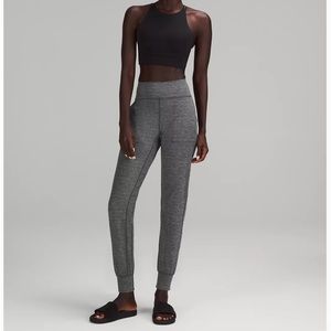 Lululemon high rise align joggers full length